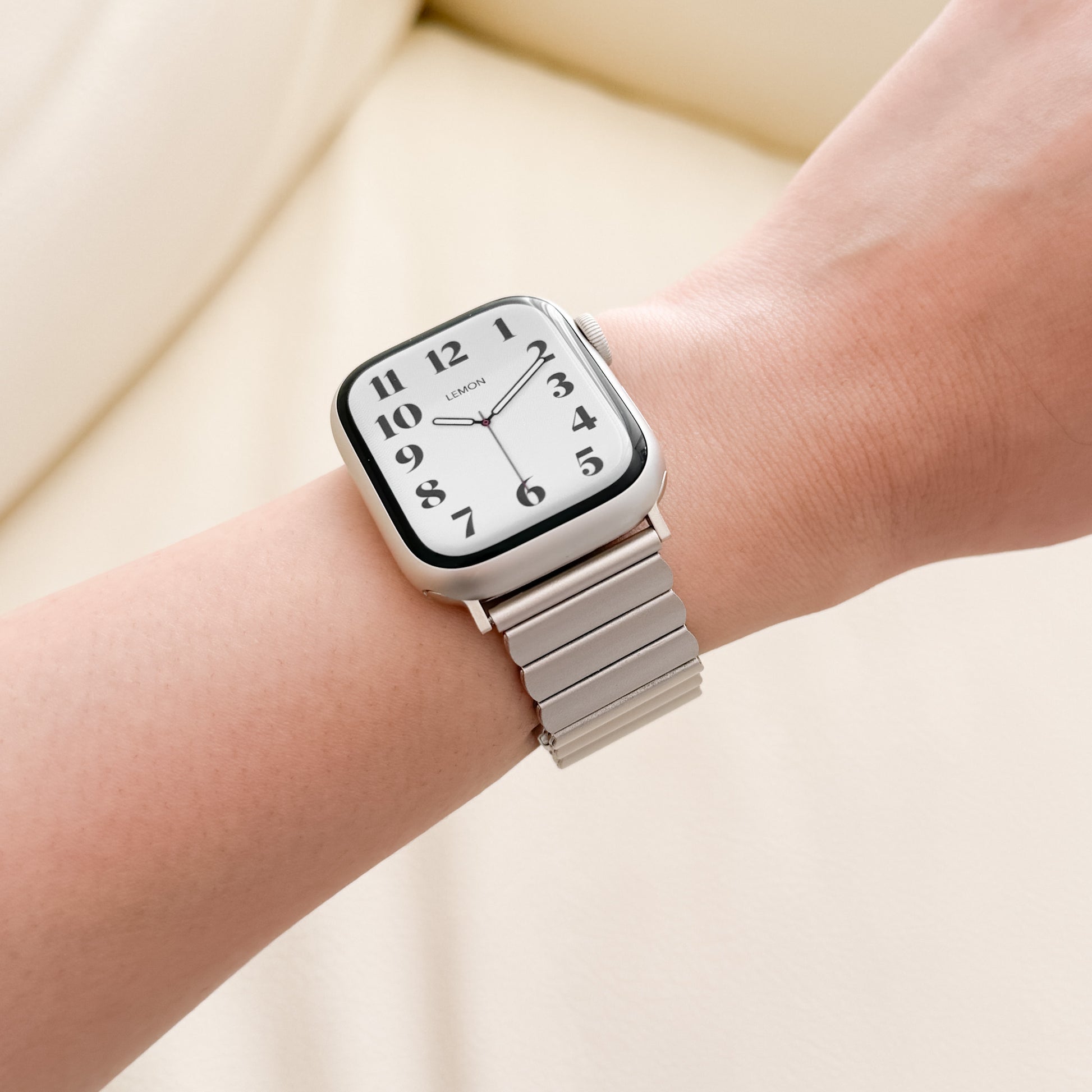 (St-Steel) Magnetic Apple Watch Strap - Starlight