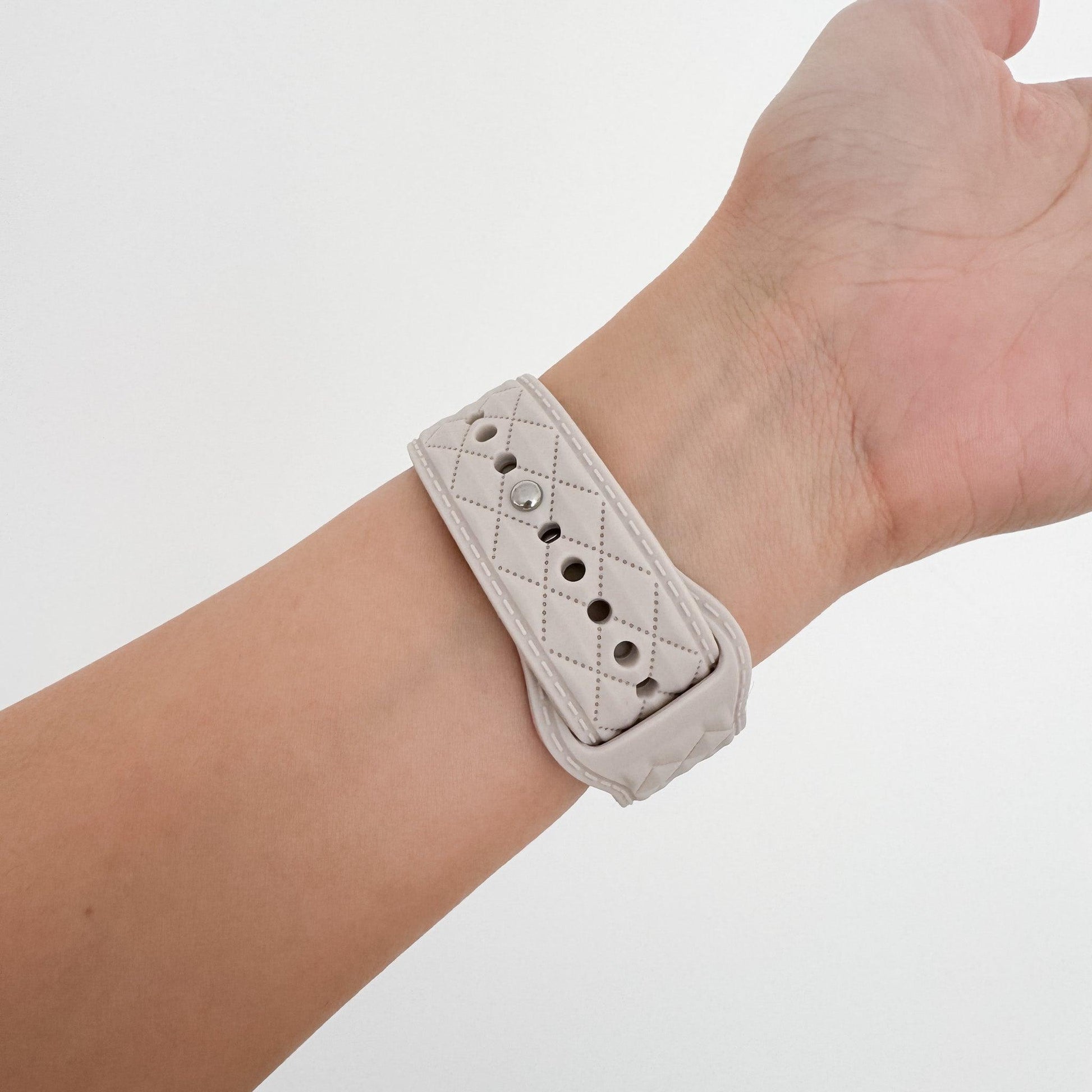 Lattice Silicone Apple Watch Band - Starlight