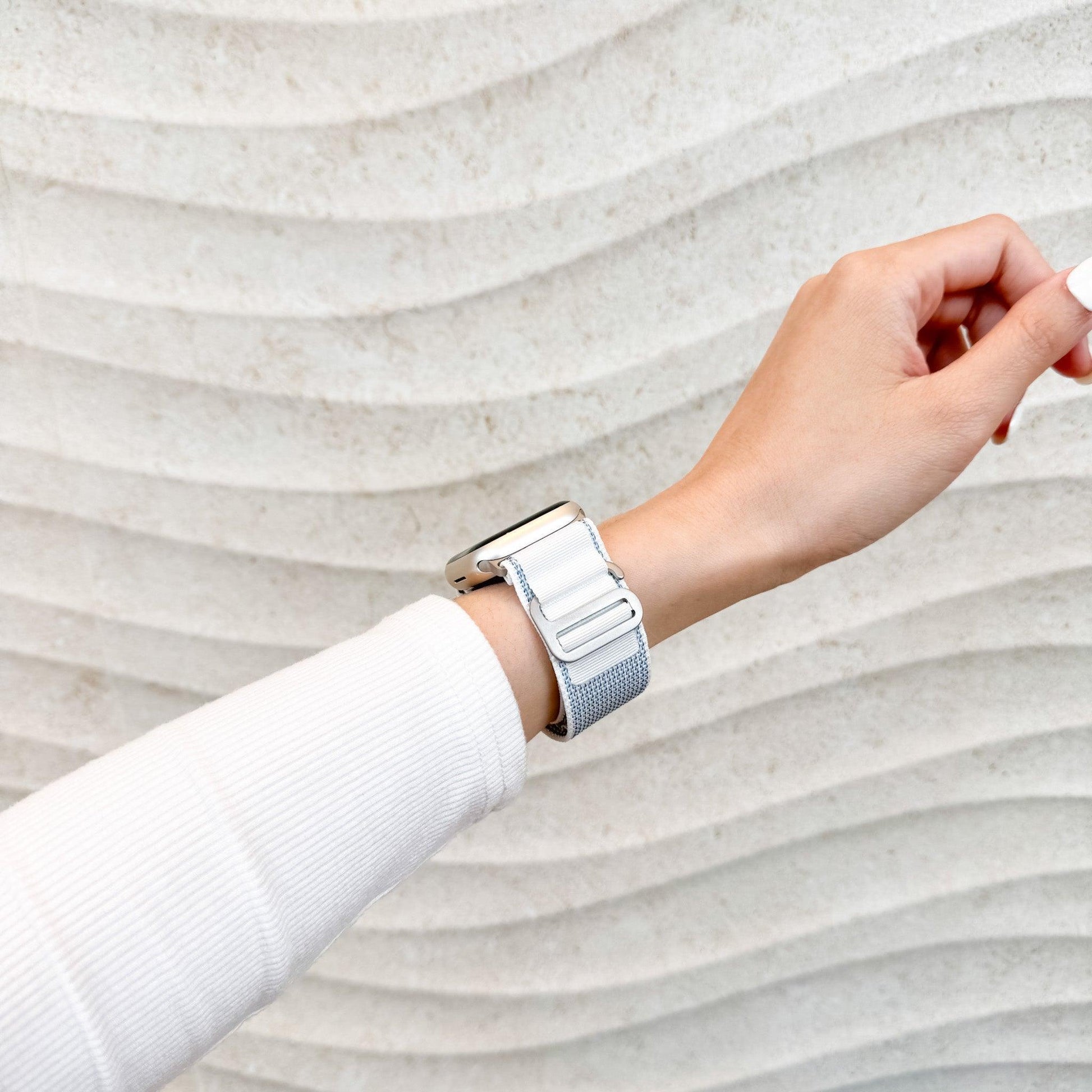 Mountain Nylon Apple Watch Band - Starlight & Blue