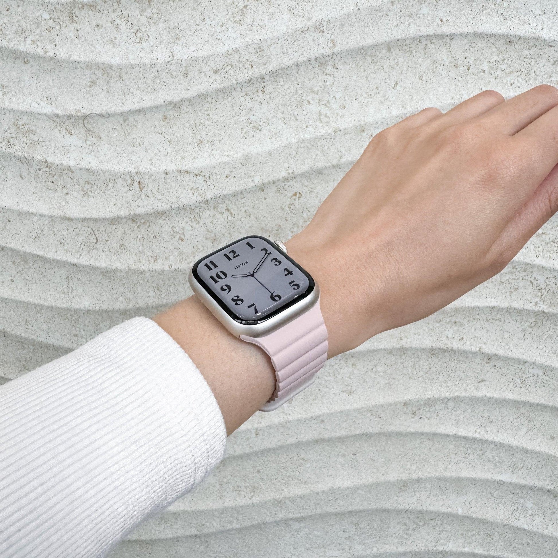 Magnetic Snap Silicone Apple Watch Band - Pink & Starlight