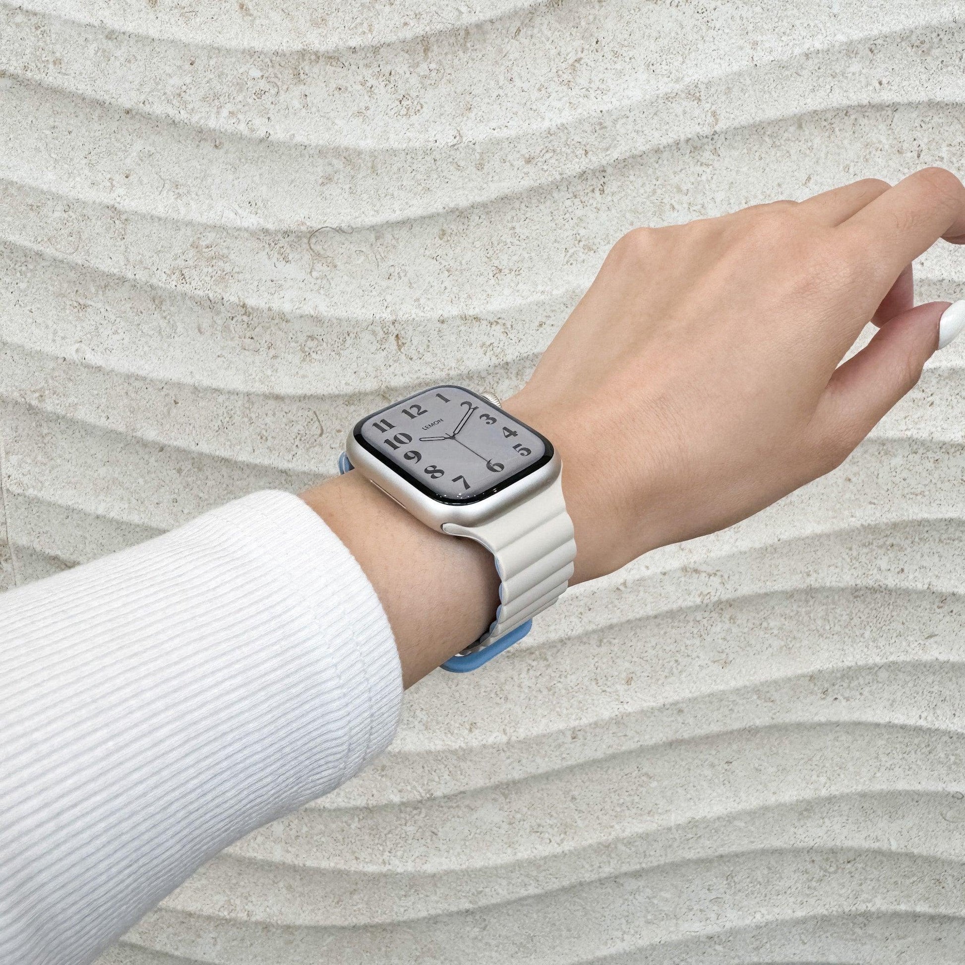 Magnetic Snap Silicone Apple Watch Band - Starlight & Baby Blue