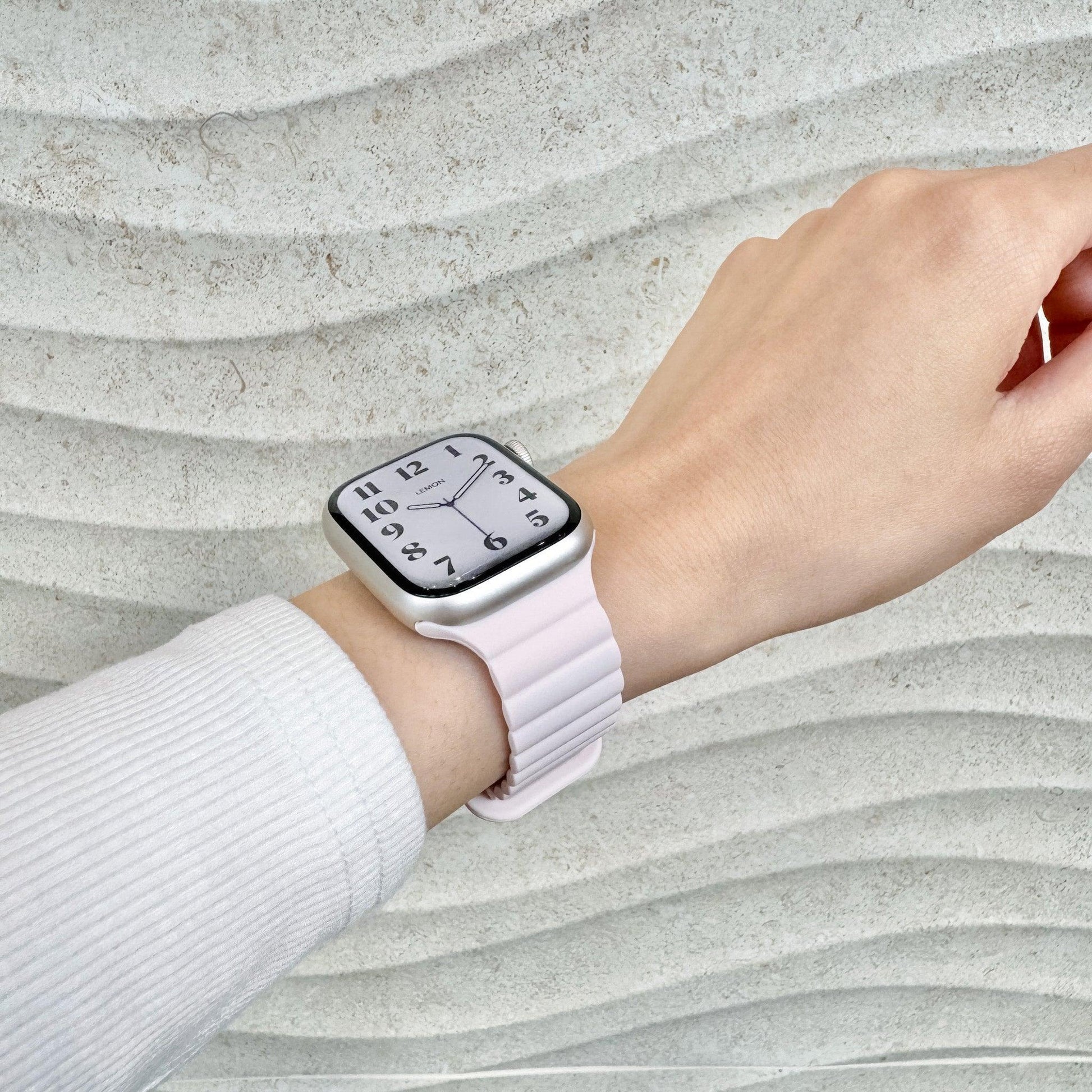 Magnetic Snap Silicone Apple Watch Band - Light Pink